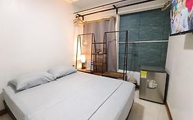 Confortable y Central Habitación a 1 cuadra de la playa de Spratt Bight